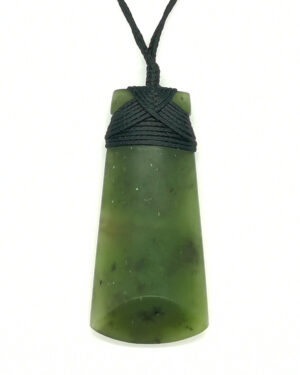 Toki greenstone Pounamu pendant